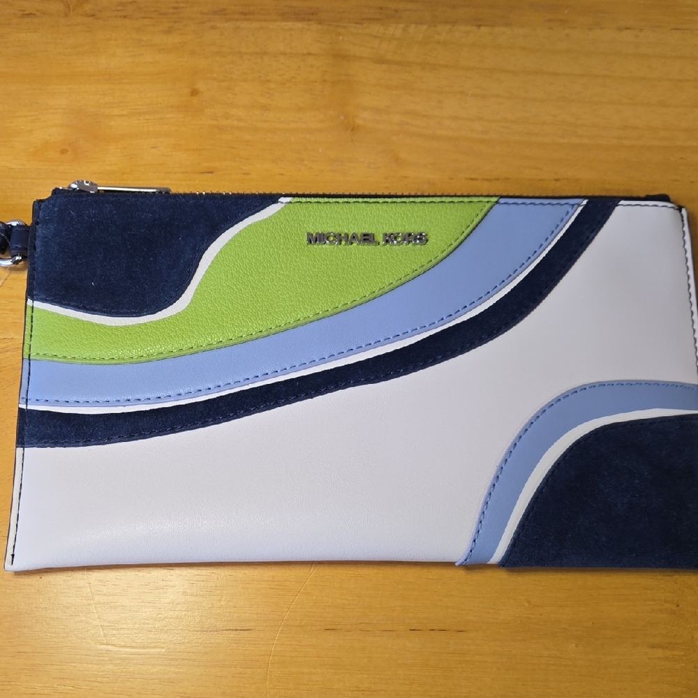 Michael Kors Jet Set Travel Large Wristlet NWT